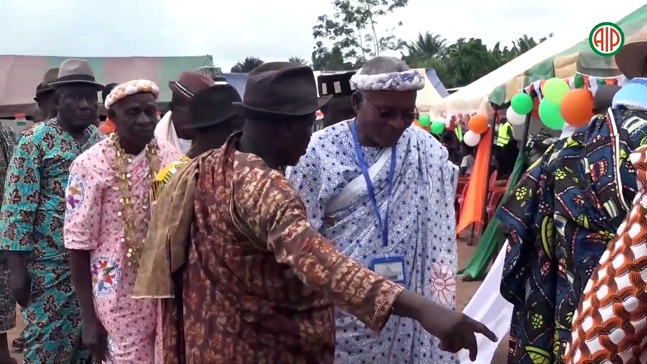 Région- Divo : Le canton Dieko célèbre l’électrification de ses villages à Guiguedou