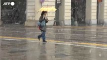 Vento, mareggiate e persino neve: il maltempo non lascia l'Italia