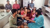 Rakhi Festival: बहनों ने बांधी रंगबिरंगी राखी, सजी भाइयों की कलाई