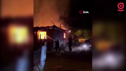 Yanan evden anne ve çocukları son anda kurtarıldı