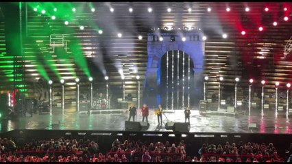 L'omaggio dei Pooh a Toto Cutugno all'Arena di Verona