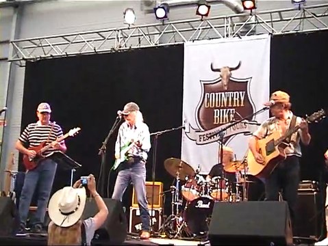 What the Cowgirl's Do, Patrick Baricault & Winks