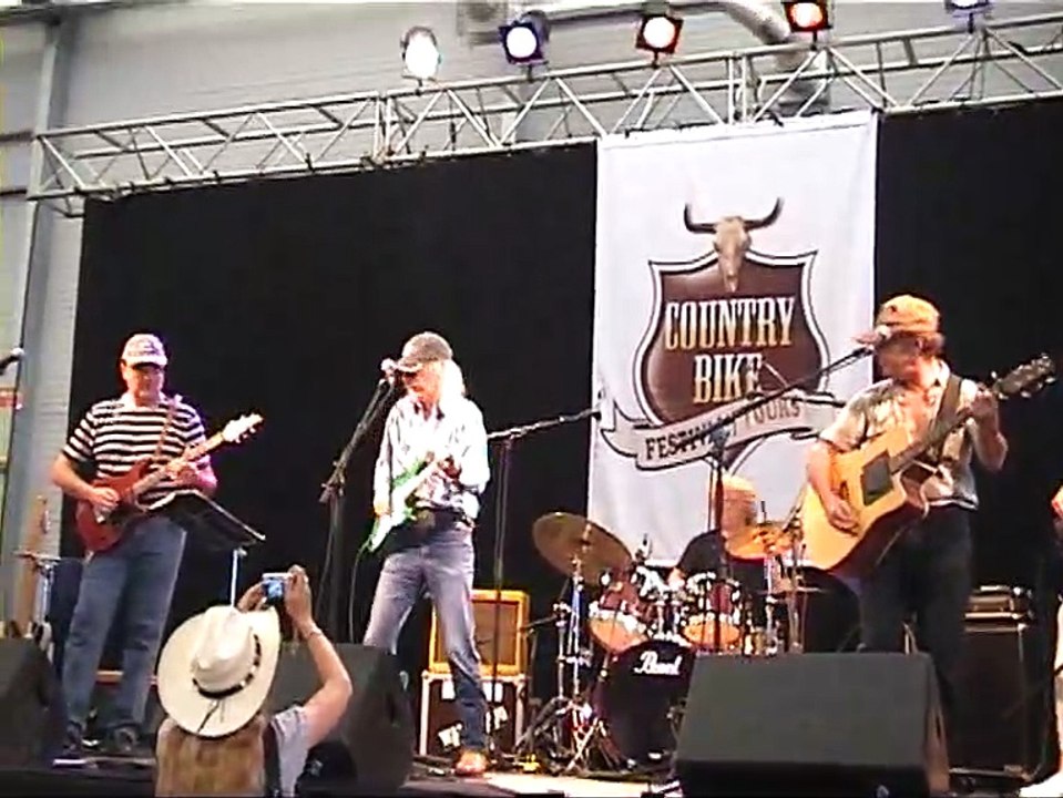 What the Cowgirl's Do, Patrick Baricault & Winks