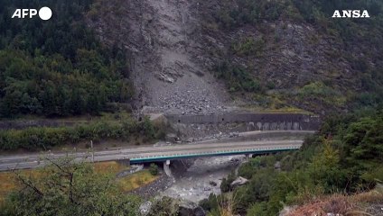 Download Video: Maltempo: frana in Savoia, treni  tra Italia e Francia fermi una settimana