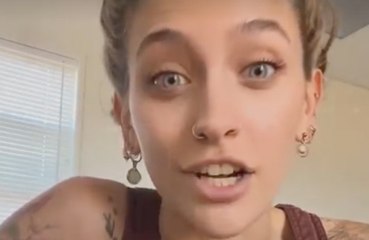 Paris Jackson é alvo de internautas que a mandam 'se matar' no aniversário do pai, Michael Jackson