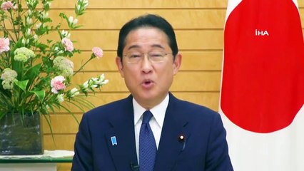 Japonya Başbakanı, radyoaktif su boşaltılan denizden çıkan balığı yedi