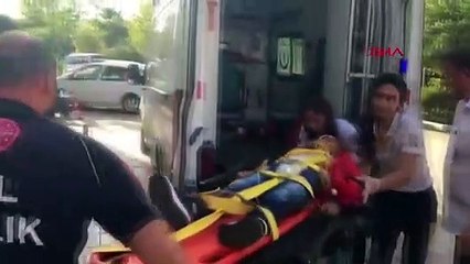 Une camionnette et un véhicule utilitaire léger sont entrés en collision frontale à Adıyaman : 7 blessés