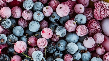 8 Fruits and Vegetables You Didn't Know You Could Freeze