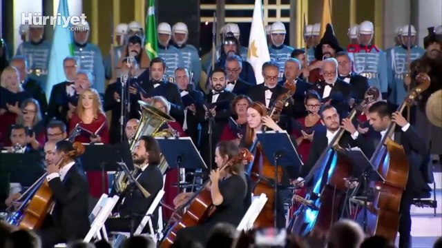 Cumhuriyet'in 100. Yıl Marşı Cumhurbaşkanlığı Senfoni Orkestrası ile ilk kez icra edildi