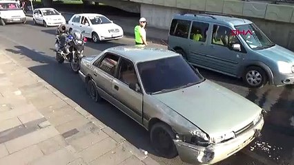 Le conducteur de la voiture en fuite a été rattrapé, de la drogue a été saisie