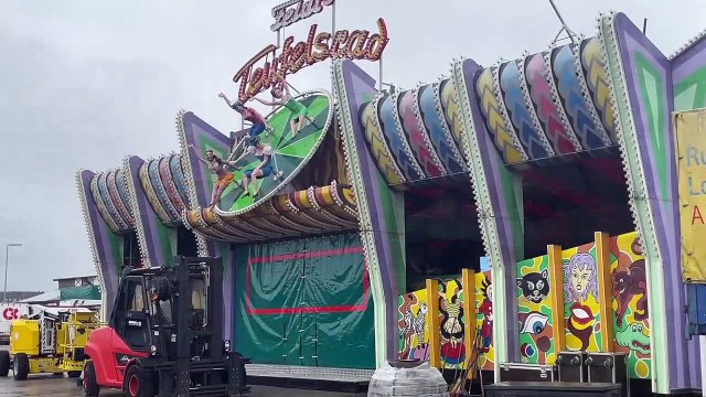 Oktoberfest-Aufbau 2023: Tag 50 des Aufbaus 29.08.2023 (Dienstag)