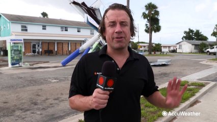 Download Video: Idalia's winds topple structures in Florida