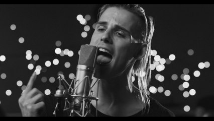 I See Stars - Running With Scissors (Acoustic)