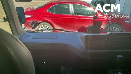 WATCH: The unveiling of the Tamworth Aboriginal Medical services  Yaama bus