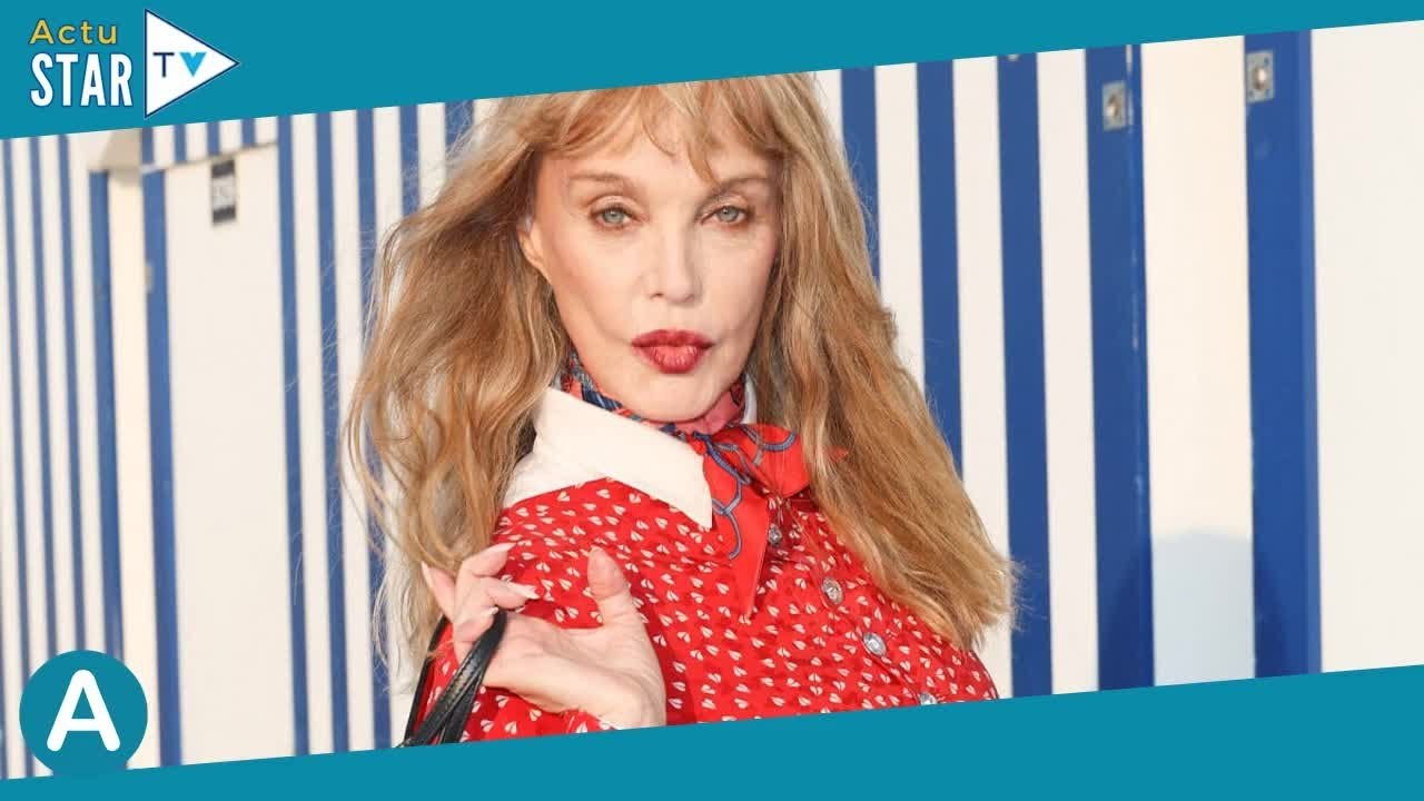 Je n'ai jamais désiré être mère  Arielle Dombasle explique sans fard pourquoi elle n'a jamais eu