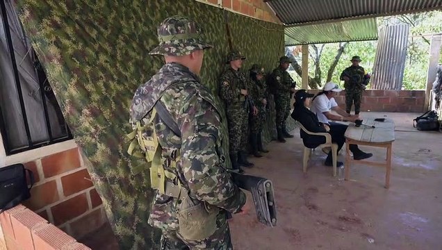 Jefe de disidencias FARC condiciona diálogos de paz con gobierno de Colombia