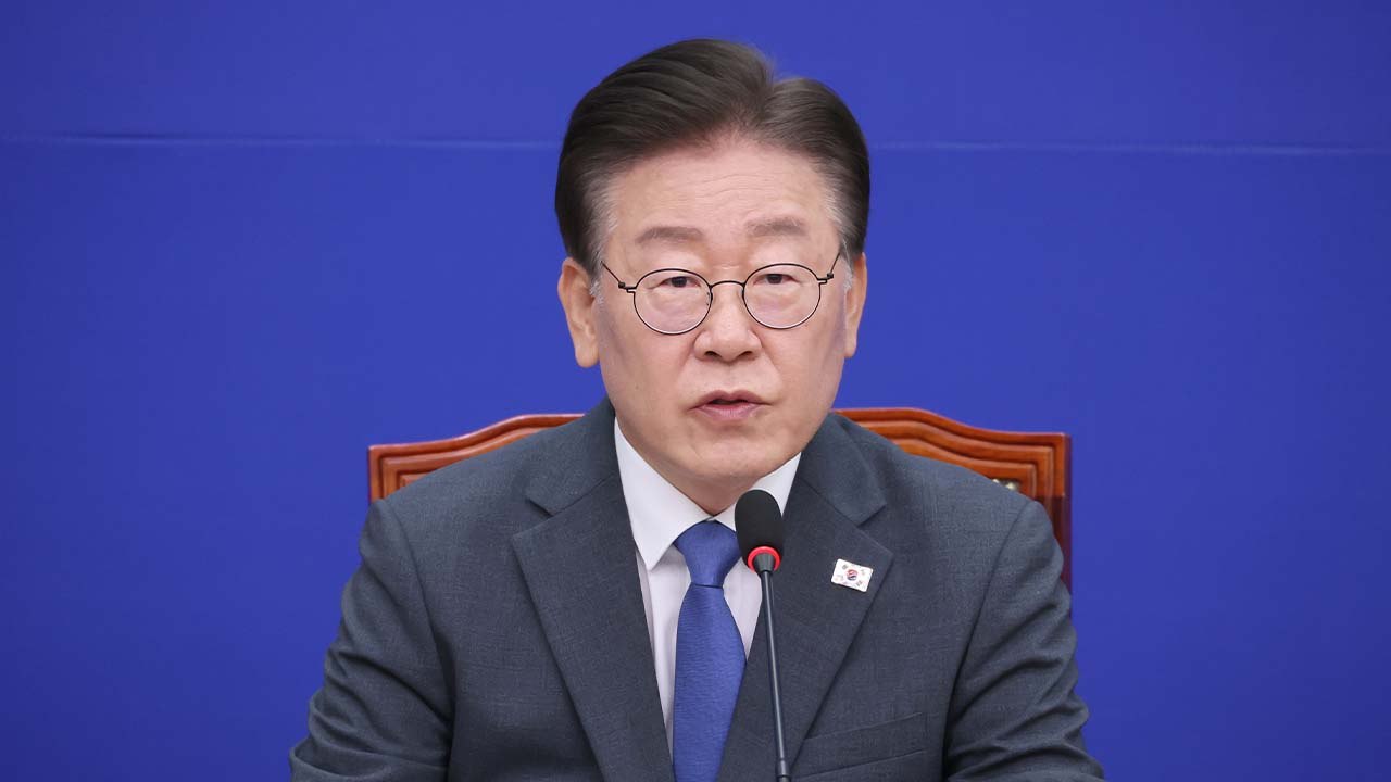 [속보] 이재명 "무능·폭력 정권 국민 항쟁 시작...무기한 단식 투쟁" / YTN