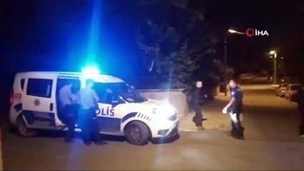 Son hostilité a été abattue avec un fusil de chasse