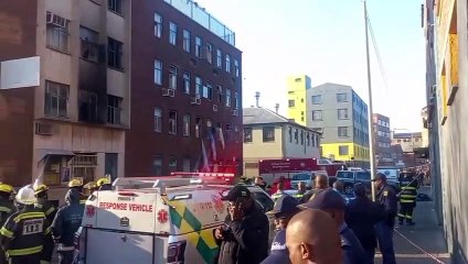 Catastrophe d'incendie à Johannesburg ! 63 personnes sont mortes, dont 1 bébé, de nombreux blessés