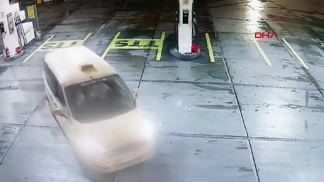 Vol de 600 mille lires à Mersin