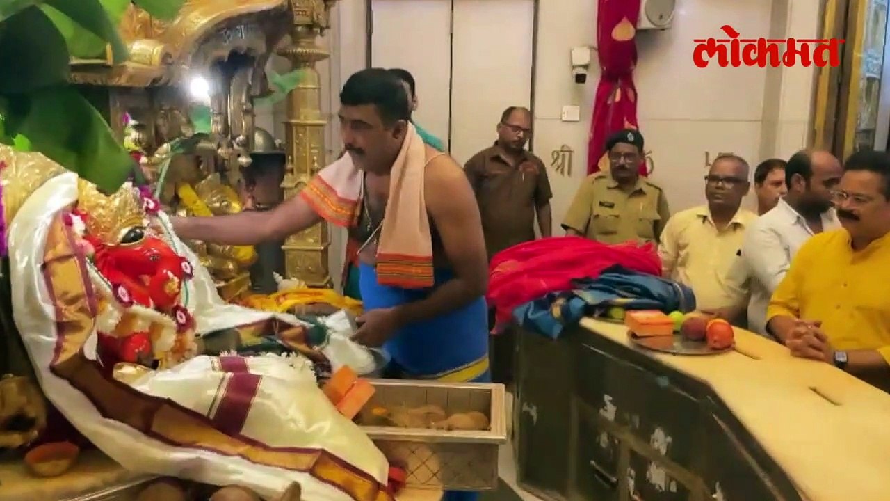 लालूप्रसाद यादव, तेजस्वी यादव सिद्धिविनायक चरणी