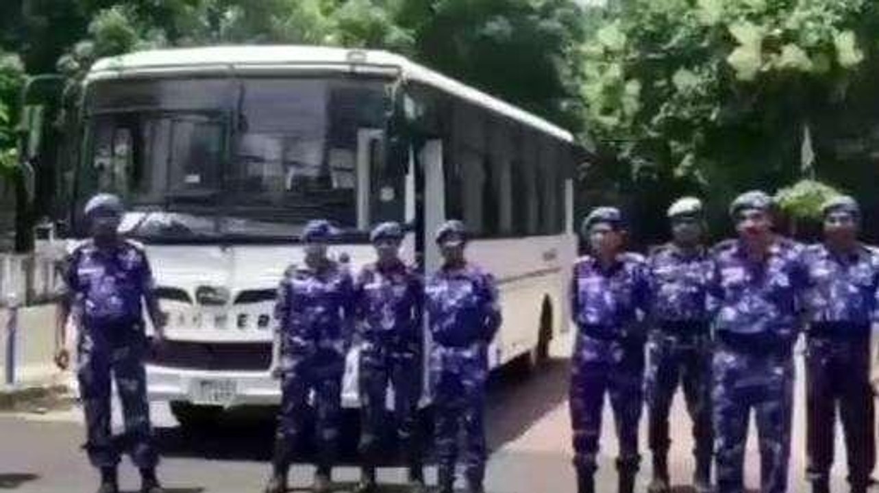 दमोह: रैपिड एक्शन फोर्स ने पहुंची दमोह,शहर में किया फ़्लैग मार्च