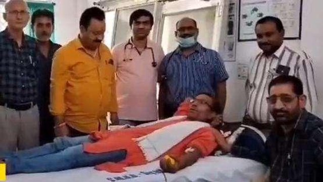 सतना: रक्तदान शिविर का आयोजन, युवाओं ने किया ब्लड डोनेट