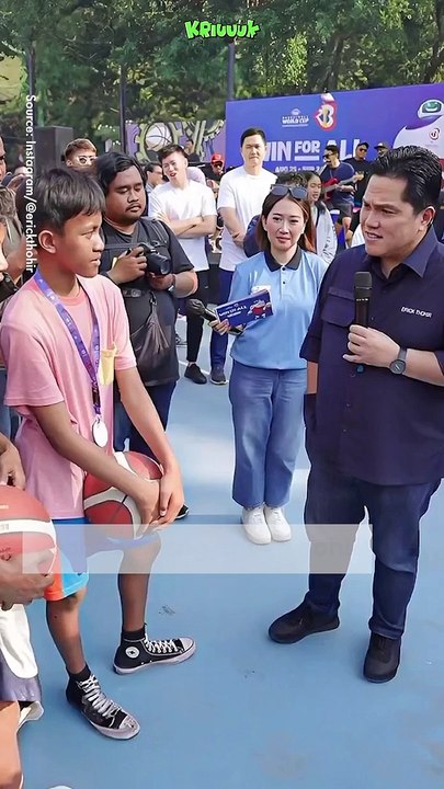 ERICK THOHIR YANG CINTA SPORT