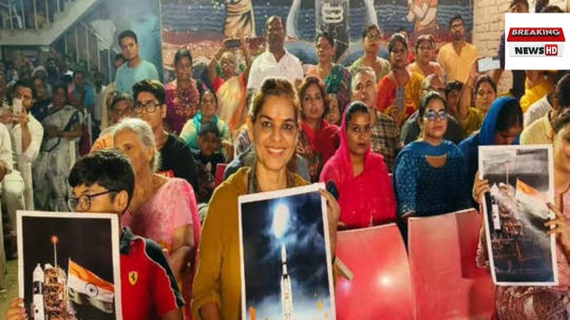 PM Modi ke old video | When CM Narendra Modi met ISRO-SAC scientists | Narendra Modi's Old Speech #isro #pmmodi #narendramodi As Gujarat's Chief Minister and as India's Prime Minister, Narendra Modi has always been passionate about science and space.