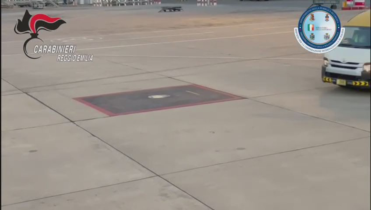 Omicidio Saman, padre estradato: la partenza dal Pakistan - Video