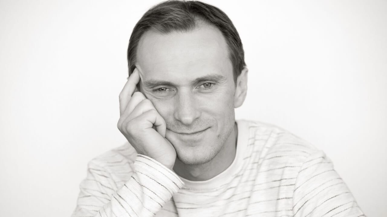 How the cofounder and CEO of Nextiva made his first million, lost it and then made nearly $1 billion