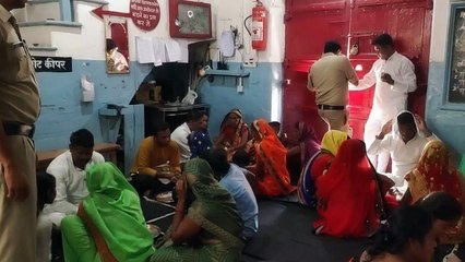 पढ़े जेल में बंदी क्यों रो पड़े