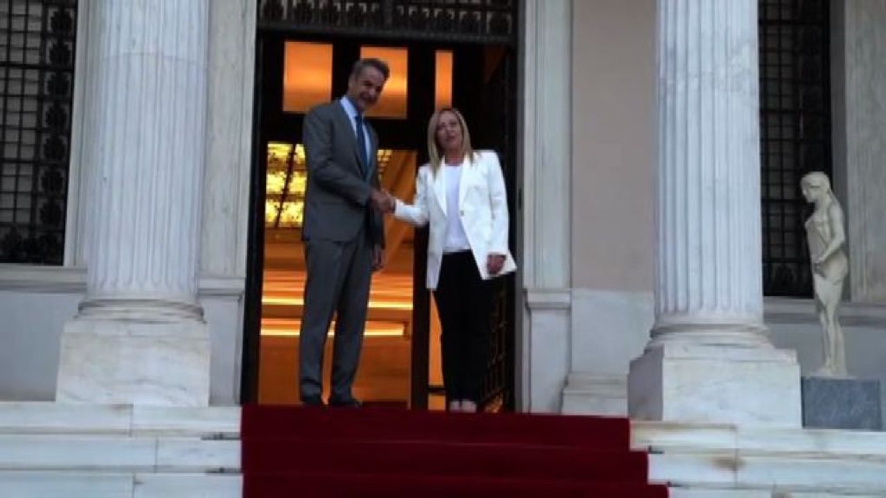 Meloni giunta ad Atene per l'incontro col premier Mitsotakis