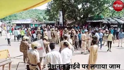 बाइक की ठोकर से टहल रहे युवक की मौत, ग्रामीणों ने किया हंगामा