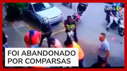 Falso entregador é espancado por populares após tentar roubar motoboy em SP