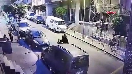 GÜNGÖREN'de Kahvehanede Silahlı Saldırı: 2 Ölü, 4 Yaralı