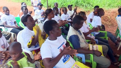 Sehi Gehi, Alain Tiépoho, Mohaka Klahon, Toh Sehi, Moïse Gnamké, Firman Mianté, Sabine Kanin, Clémentine Coulibaly et Patrice Tiécoura en campagne à Facobly pour les municipales 2023