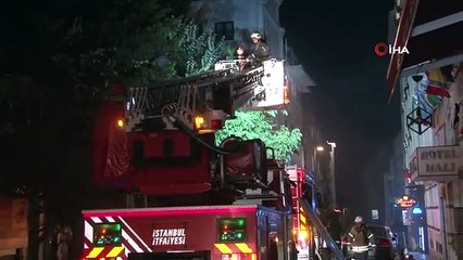 Fatih'te Otel Yangını: 40 Kişi Kurtarıldı