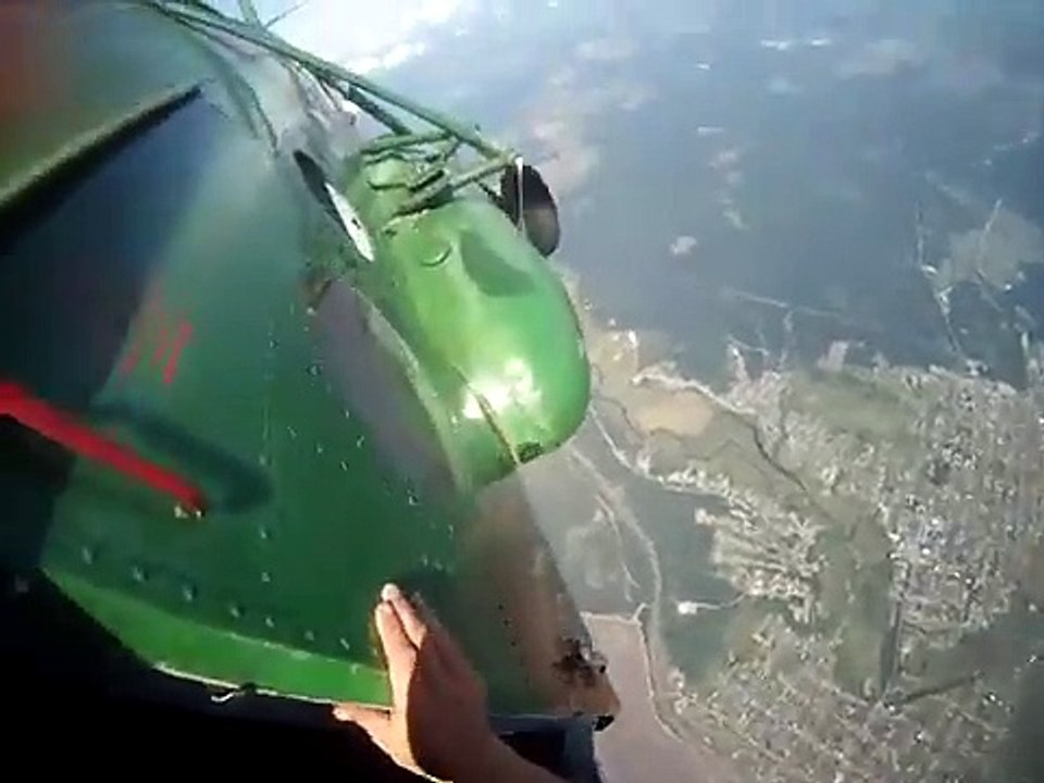 Brave Indian Army Sky Divers, watch and enjoy sky Diving.