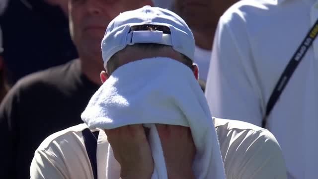Isner emotional as career ends in tie-break defeat