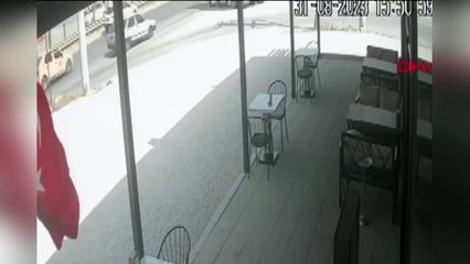 Peşinden koşan eşi, cebinden çıkardığı bıçakla Leyla Kaya’yı bıçakladı