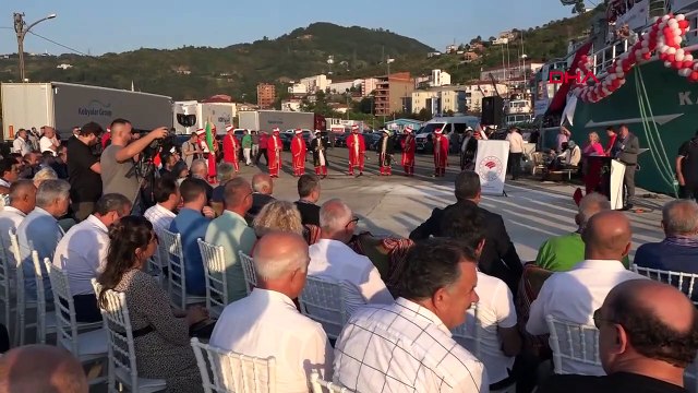 Les pêcheurs de Trabzon ont navigué vers les mers