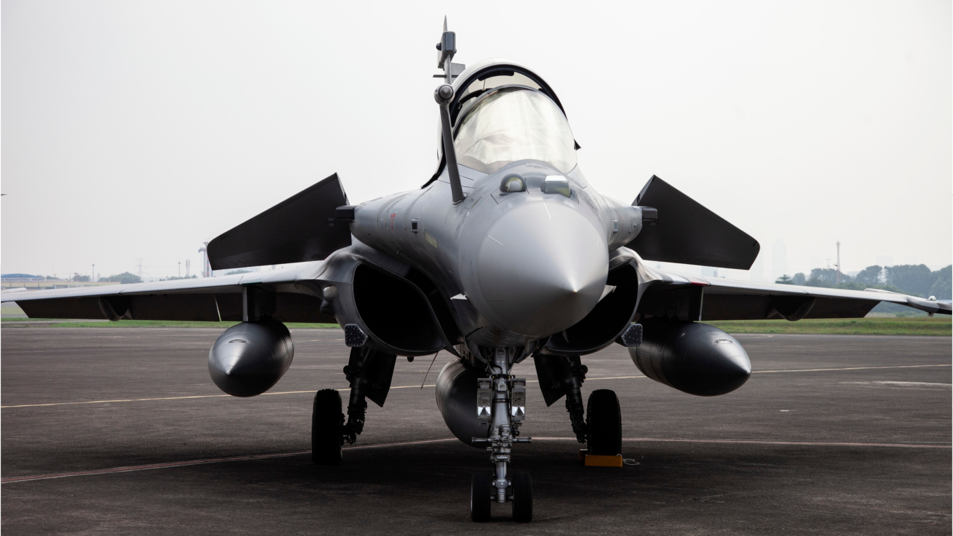 Pour le ministre des Armées, le Rafale porté au standard F5 devra être mis  en service à l'horizon 2030 - Zone Militaire