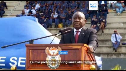 Incendio a Johannesburg, il presidente sudafricano Ramaphosa sul luogo del disastro