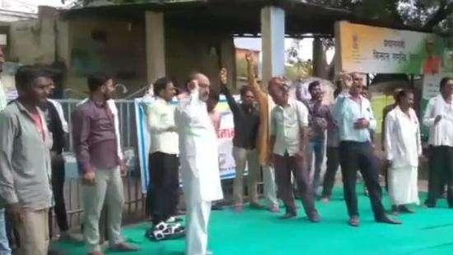 बड़वानी: सहकारी कर्मचारी संघ ने पूर्व गृहमंत्री विधायक को सौंपा ज्ञापन,रखी यह मांग