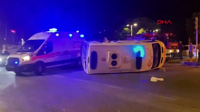 5 personnes blessées dans l'accident où la camionnette et l'ambulance sont entrées en collision à Elazig