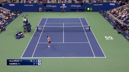 Highlights: Alcaraz hat leichtes Spiel mit Harris