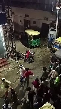 जयपुर: मामूली बात पर विवाद, पत्थरबाजी और तोड़फोड़ के बीच कई वाहनों में पहुंचा नुकसान, देखें वीडियो