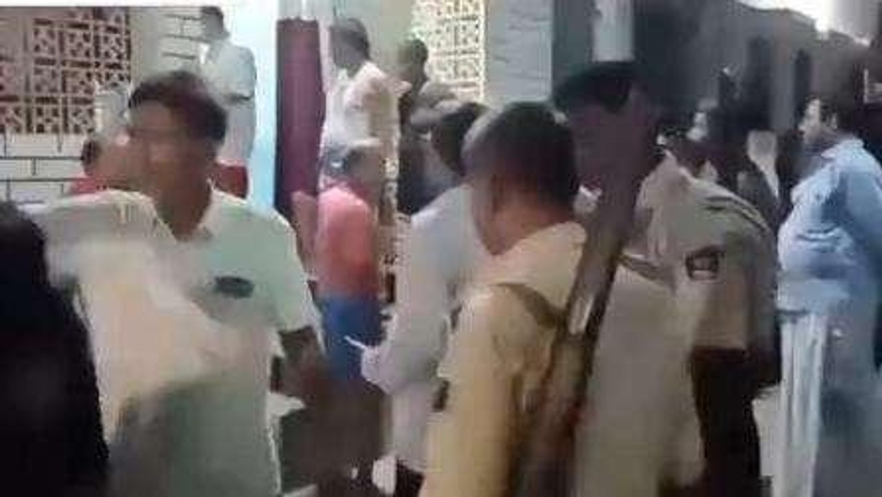 सिवान: महिला की संदिग्ध मौत से मचा बवाल, परिजनों ने दहेज हत्या का लगाया आरोप