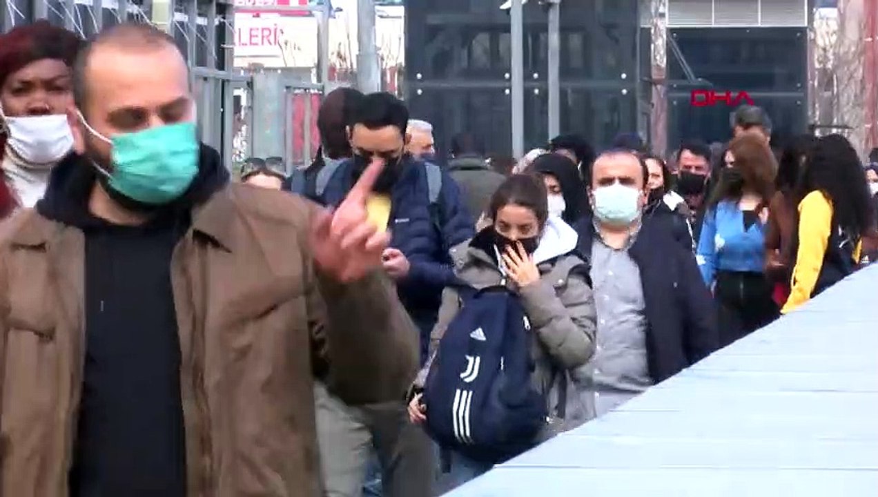 Le ministre de la Santé Koca a annoncé la nouvelle application : se rendre à l'hôpital pour montrer les résultats, imprimer des rapports et des médicaments appartiendra au passé.